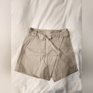 FRAME skorts size 4